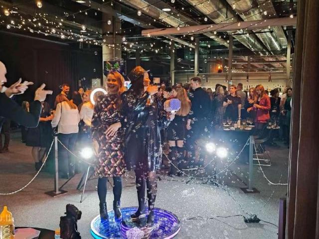 Vip 360 asmenukių kamera renginiams.