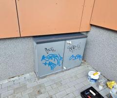 FASADO DAŽYMAS, GRAFITTI UŽDAŽYMAS