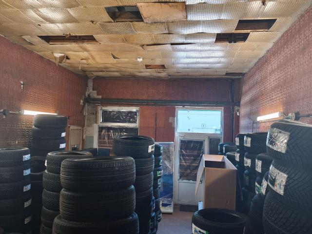 Išnuomojamos patalpos Paryžiaus Komunos g. Klaipėda Prekybinė salė, sandėlis 44,65 kv.m.