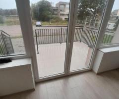 Šventojoje parduodamas 2 kambarių 55 kv.m. Butas su TERASA Mokyklos g.