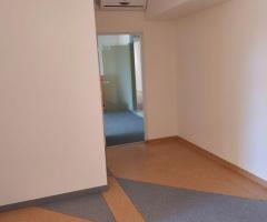 Išnuomojamas 26 kv.m. Ofisas P. Komunos g. Klaipėda. Kaina tik 140€