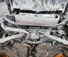 AUTOMOBILIŲ PLOVYKLA VARIKLIŲ PLOVIMAS