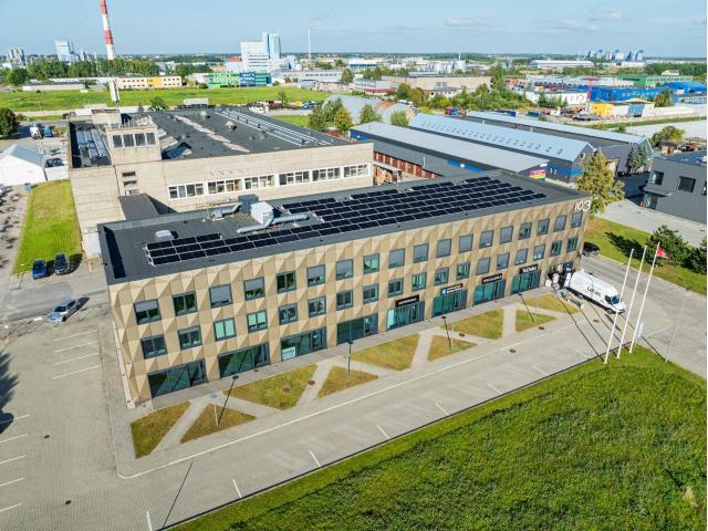 Išnuomojamos administracinės nuo 20 kv.m, iki 70 kv.m. Šilutės pl. 103 Klaipėda