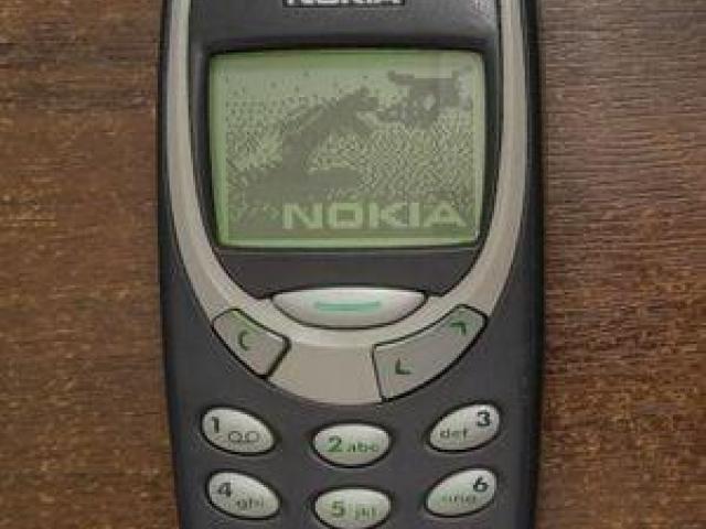 Parduodu legendinį Nokia 3310 telefoną