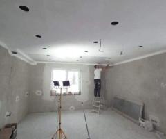 Vidaus remonto darbai - plytelių klijavimas