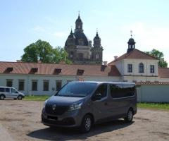Keleivių pervežimas iš Kauno į Vilniaus oro uostą TEL:+37064314115